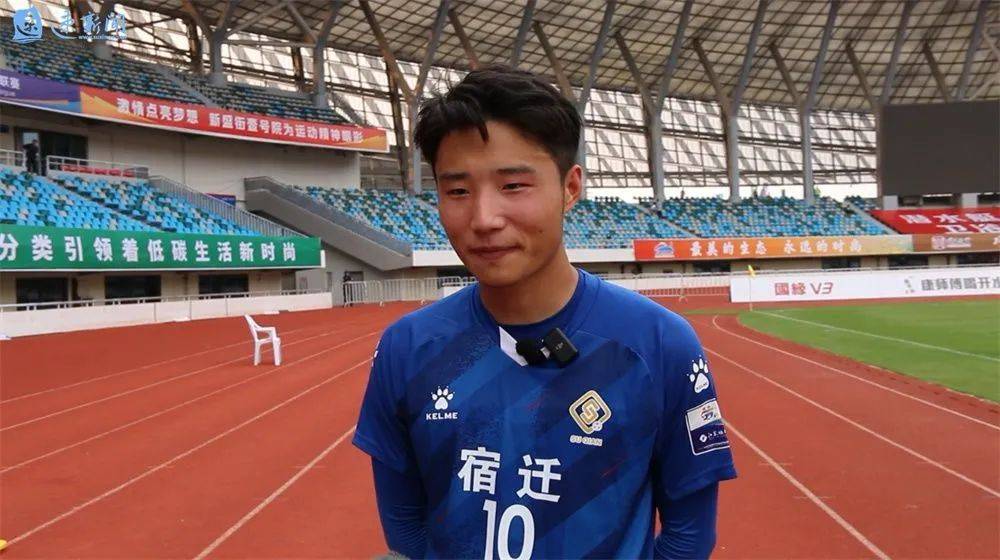 布勒默青年队击败对手，继续保持联赛前列