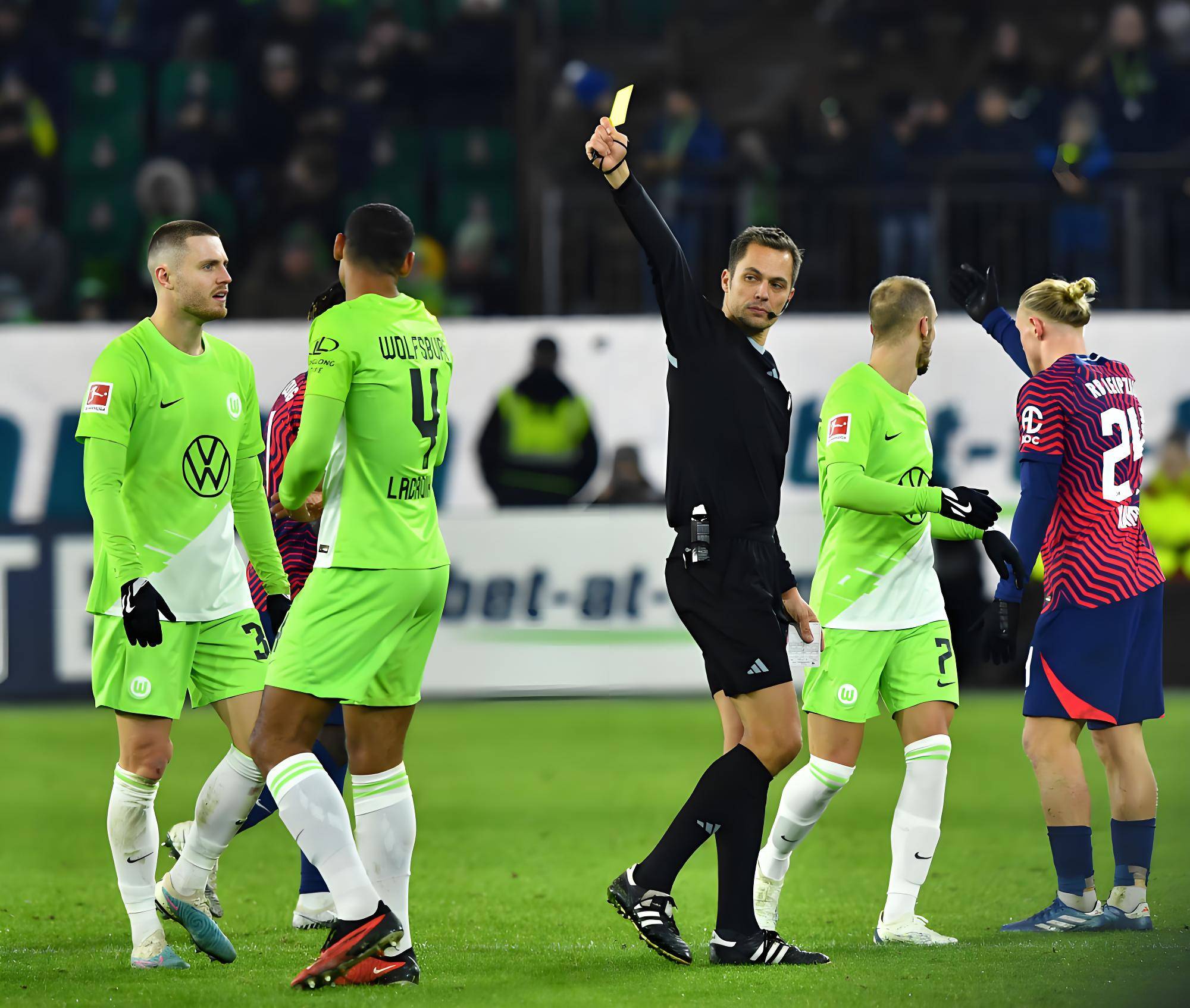 爱游戏课程-斯图加特与门兴格拉德巴赫将在榭州之战中展开较量