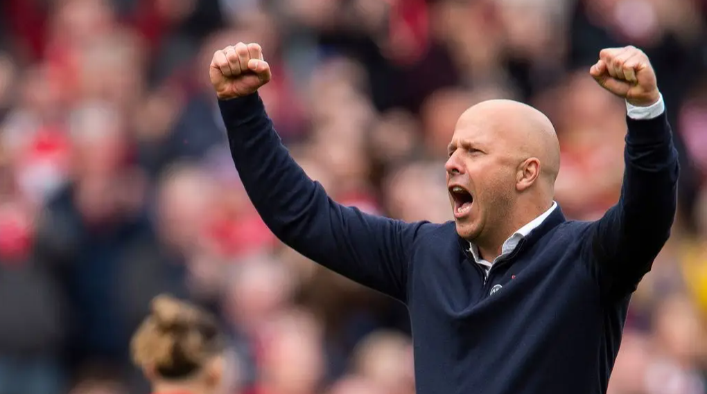 包含利物浦成功逆转，惊险晋级下一轮比赛的词条