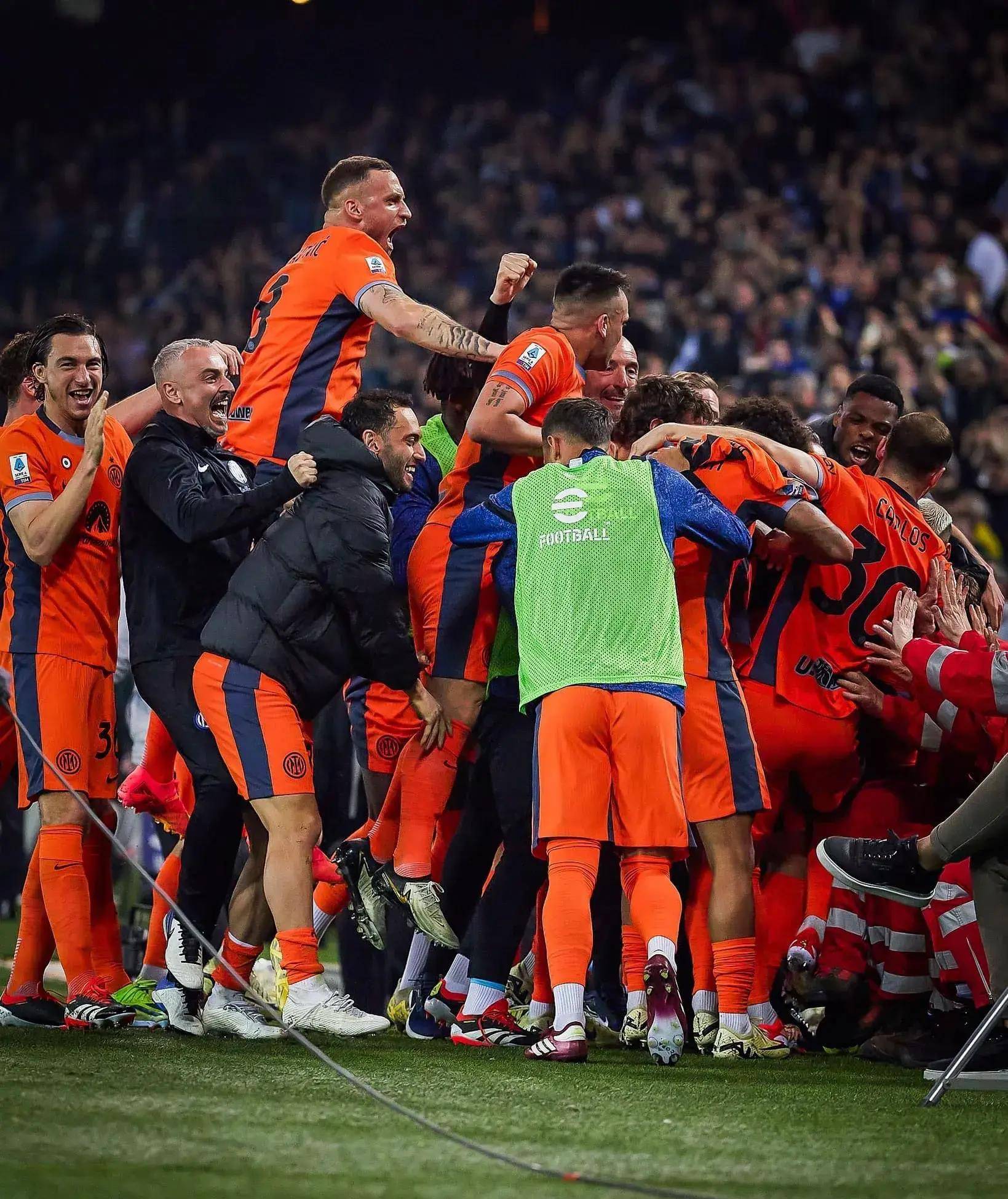 爱游戏登录-国际米兰绝杀克罗托内，豪取客场胜利