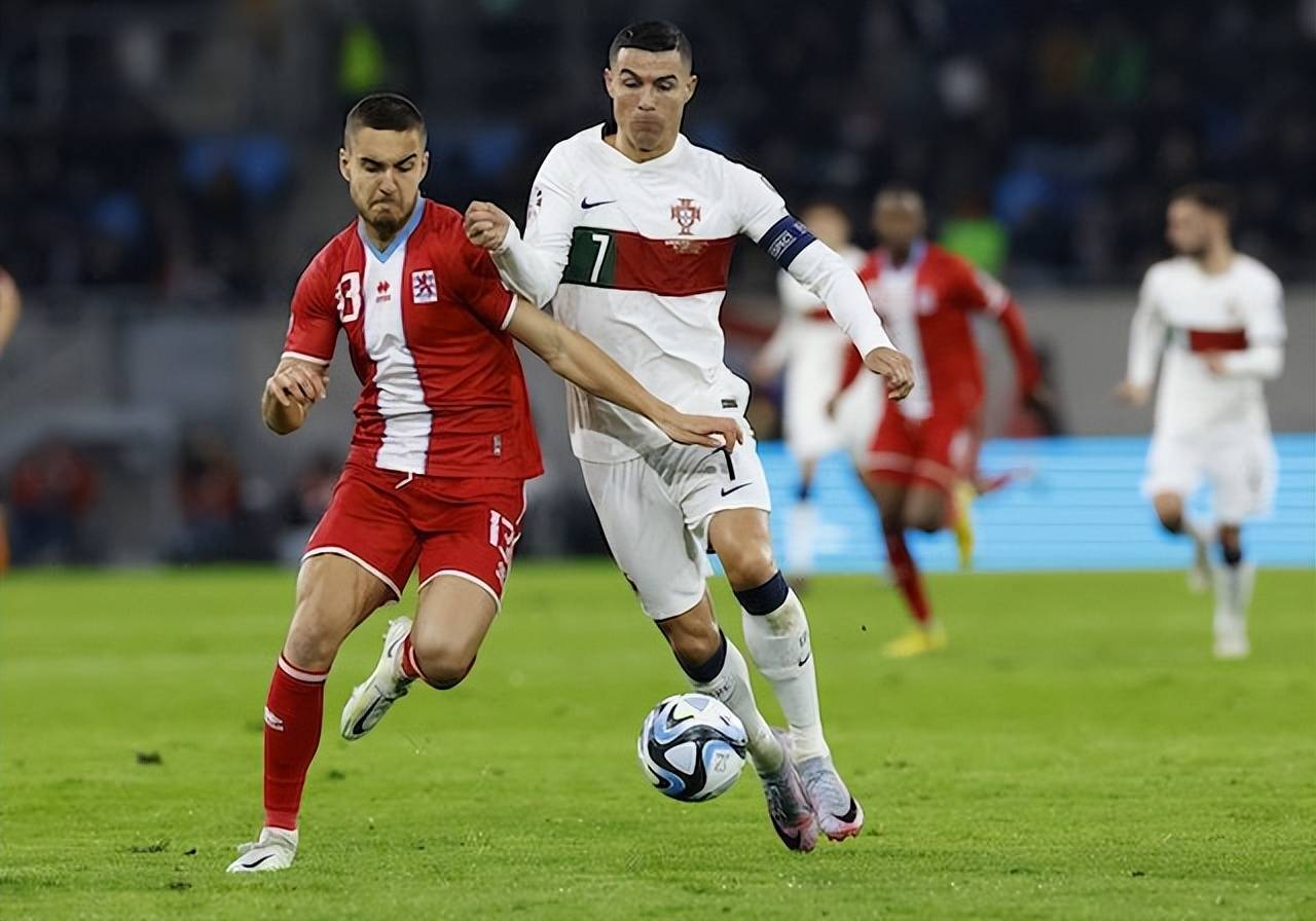 卢森堡队在预选赛中跻身晋级行列