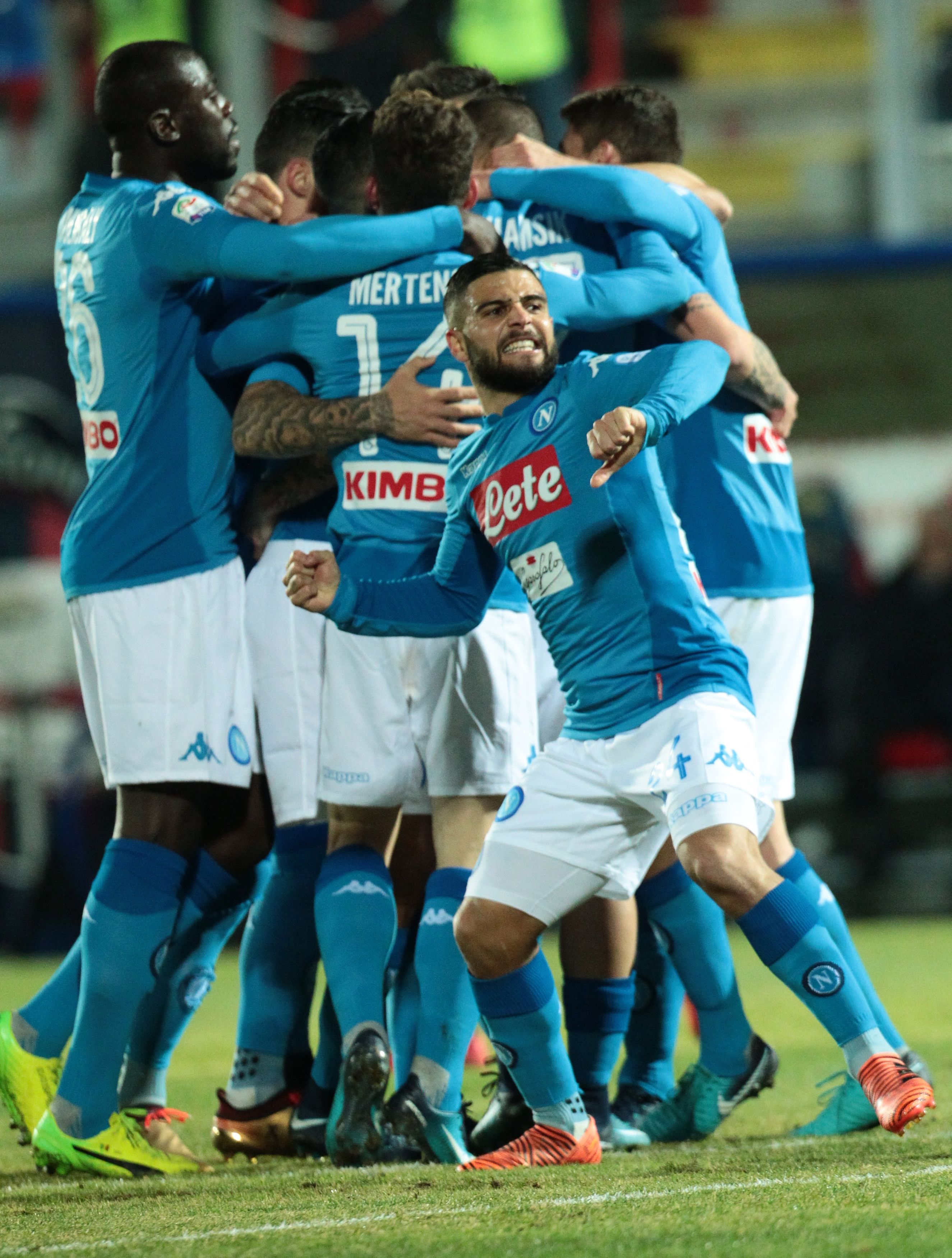 关于克罗托内准备与那不勒斯的较量的信息