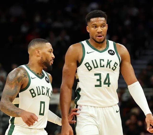 雄鹿大胜篮网，主场送对手八连败