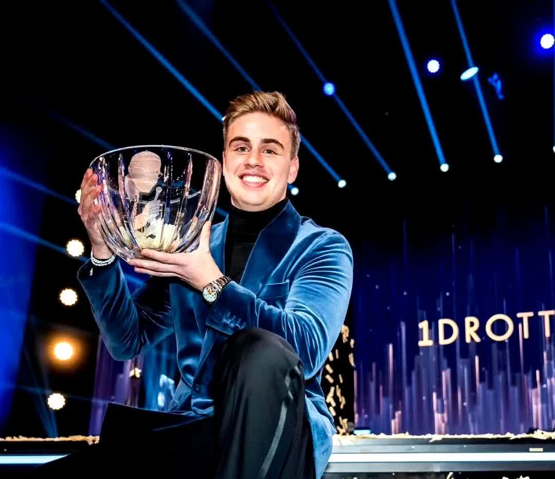 爱游戏地址-瑞典选手稳扎稳打，成功晋级