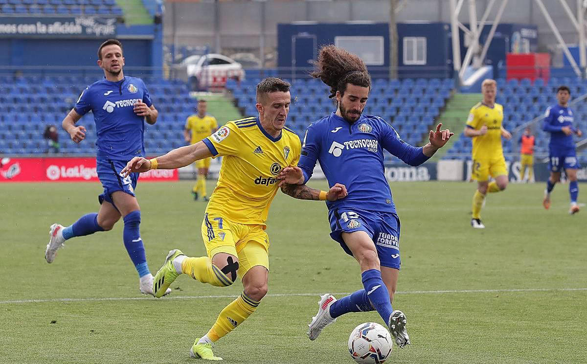 关于莱万特球员出色表现，帮助球队获得重要胜利的信息