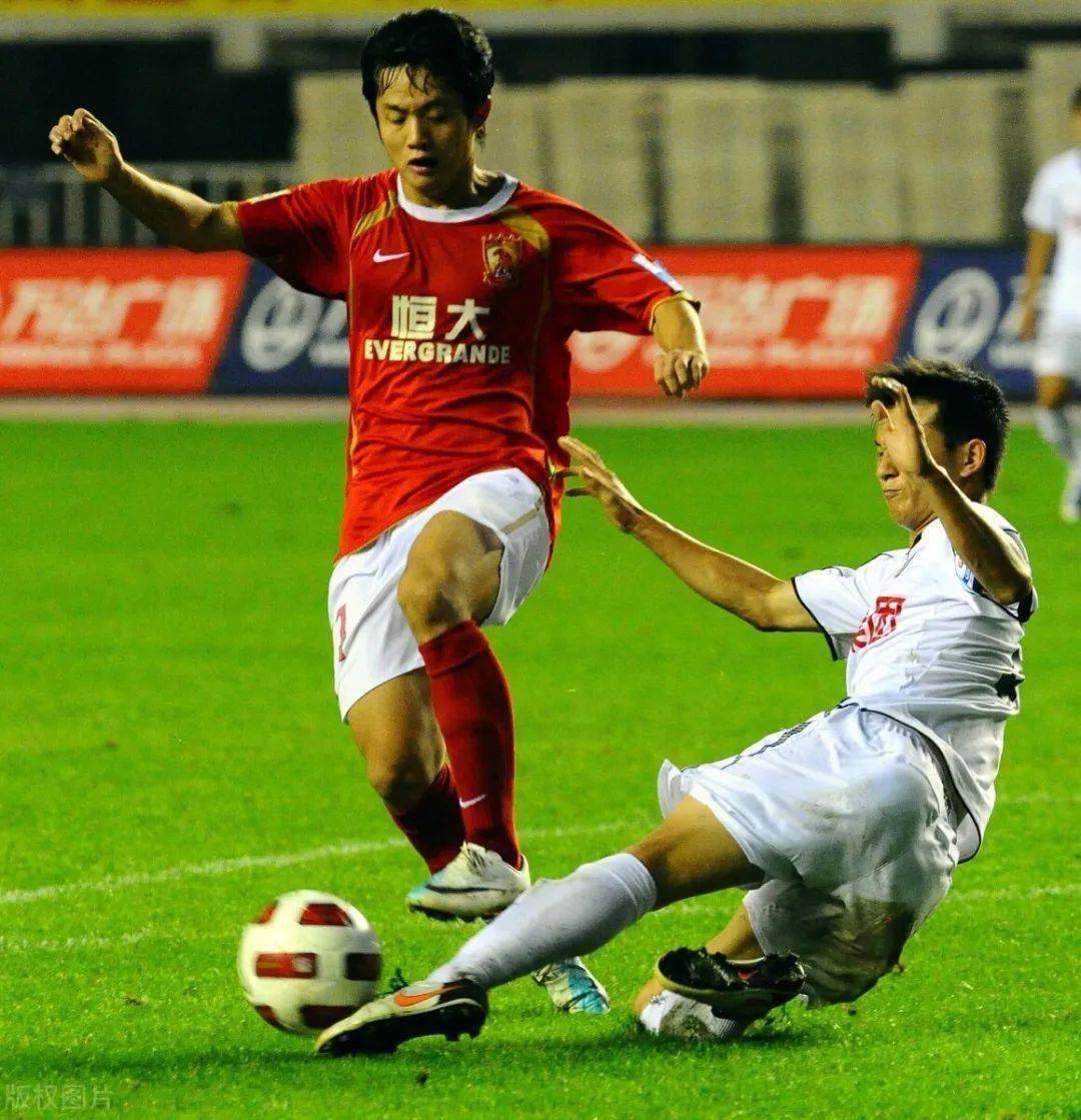 恒大战领头羊，强强对话看点十足的简单介绍